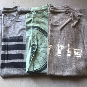 3 short sleeved tshirts